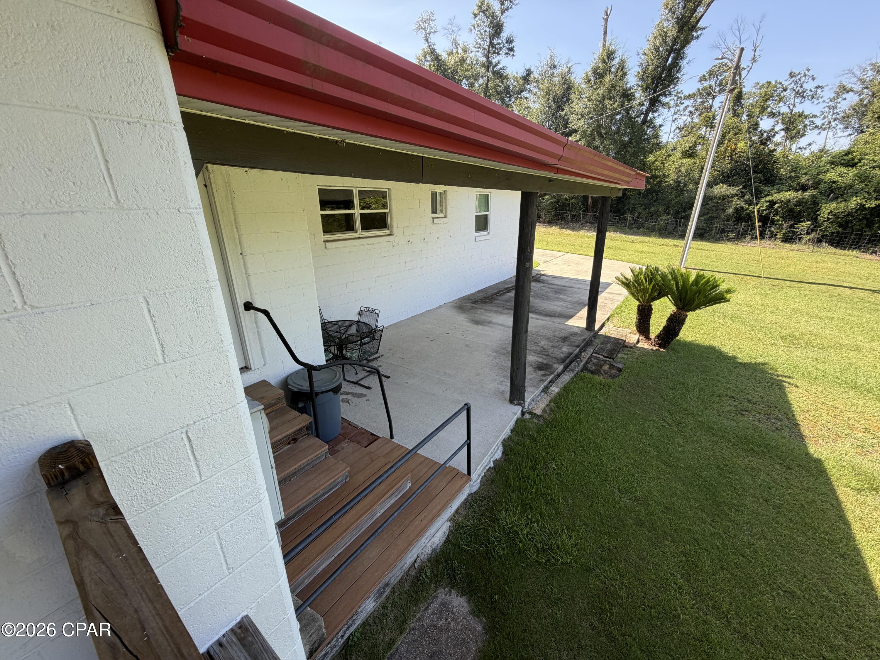 379 Lakepoint Road Alford, FL 32420 - Photo 31 of 61