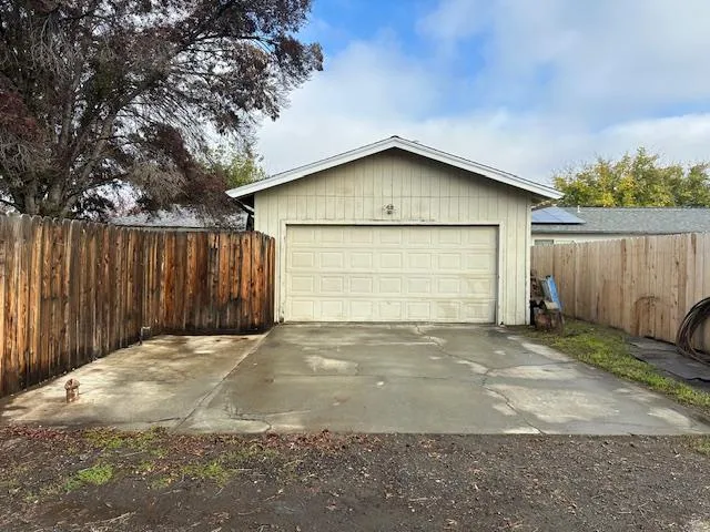 $270,000 | 204 South Joaquin Street, Coalinga, CA 93210
