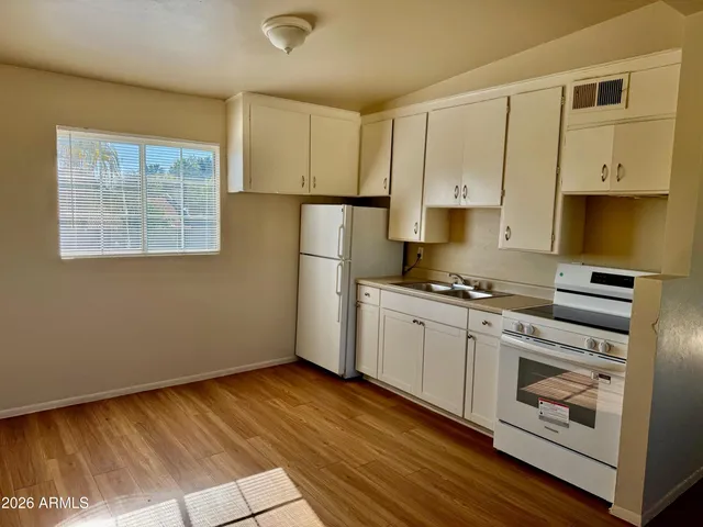 $125,000 | 2150 West Missouri Avenue, Unit 213, Phoenix, AZ 85015