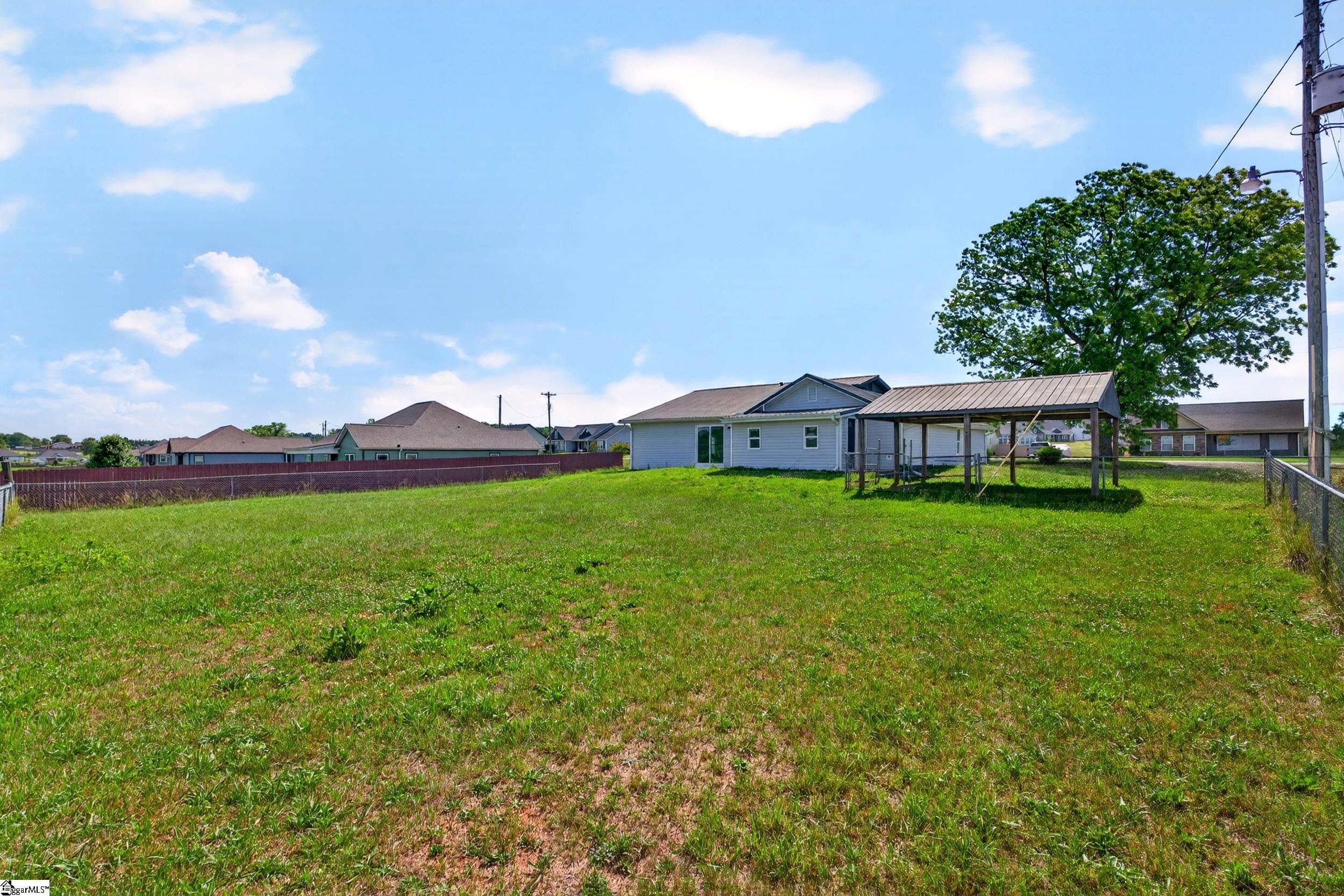 583 Berry Road Boiling Springs, SC 29316 - Photo 33 of 37