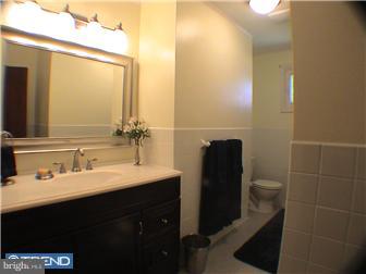 750 Woodside Road Jenkintown, PA 19046 - Photo 11 of 12 Bathroom