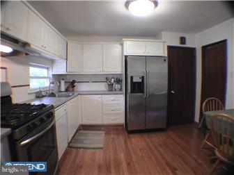 750 Woodside Road Jenkintown, PA 19046 - Photo 4 of 12 Kitchen