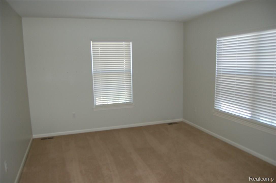 3616 Winding Brk Circle Rochester, MI 48309 - Photo 23 of 30 Third Bedroom
