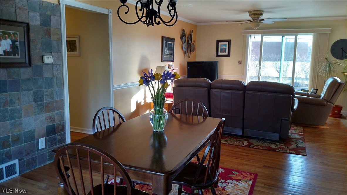1430 Beaconfield Road Lyndhurst, OH 44124 - Photo 4 of 19