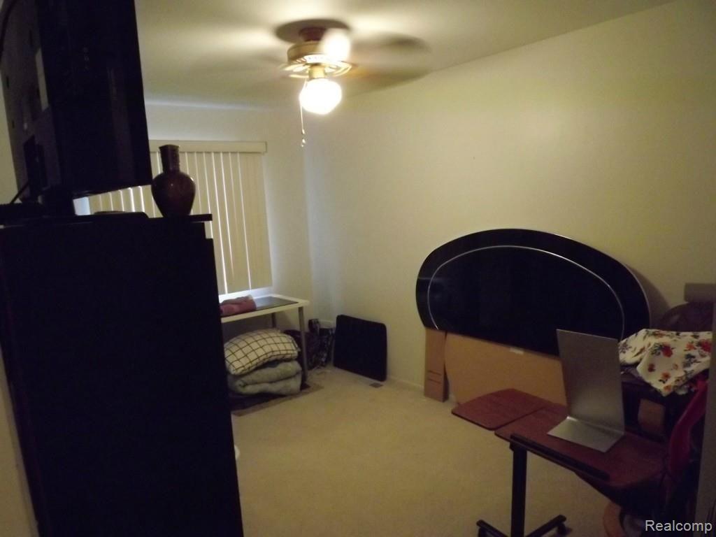 1923 Allenway Court, Unit 178 Rochester, MI 48309 - Photo 10 of 11 2nd Bedroom.jpg