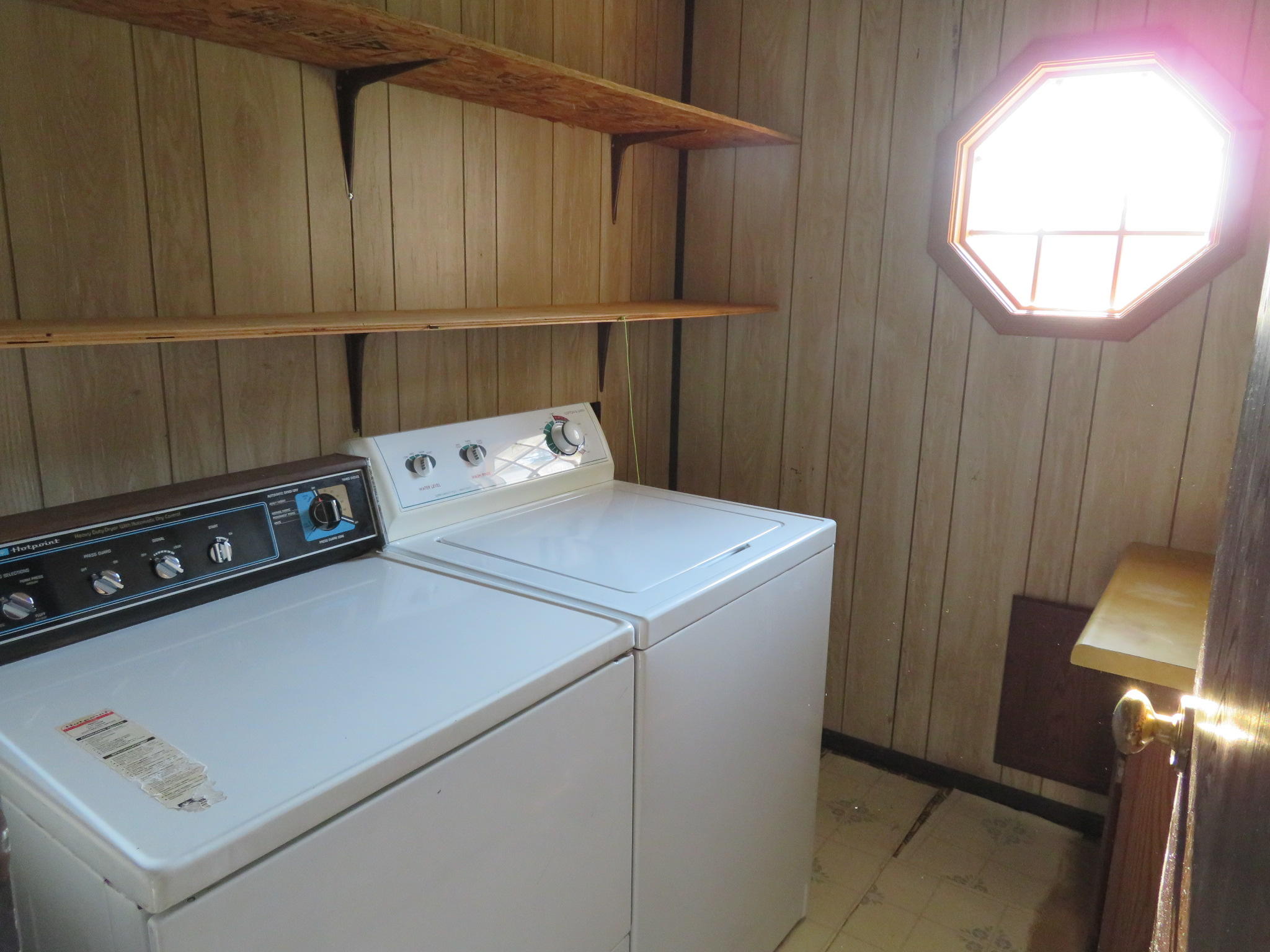 25630 Findley Road Sturgis, MI 49091 - Photo 17 of 43 Main Floor Laundry