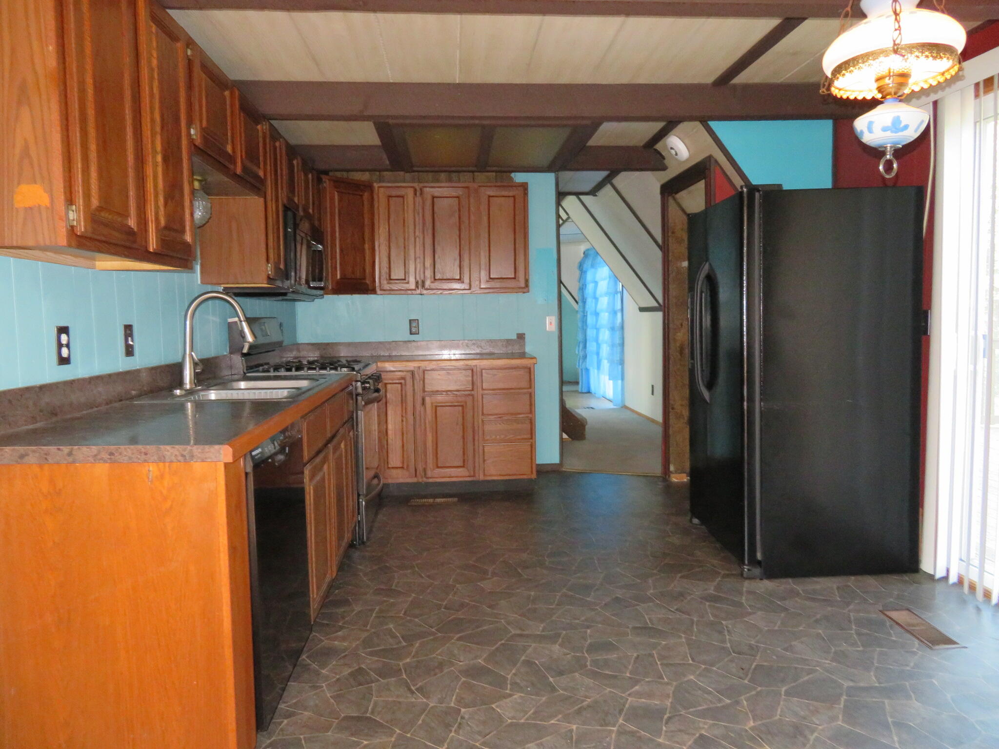 25630 Findley Road Sturgis, MI 49091 - Photo 9 of 43 Kitchen