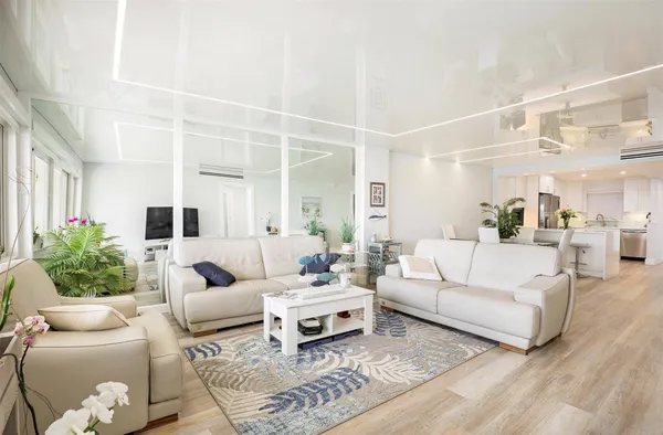 $4,950 | 328 North Ocean Boulevard, Unit 1106, Pompano Beach, FL 33062