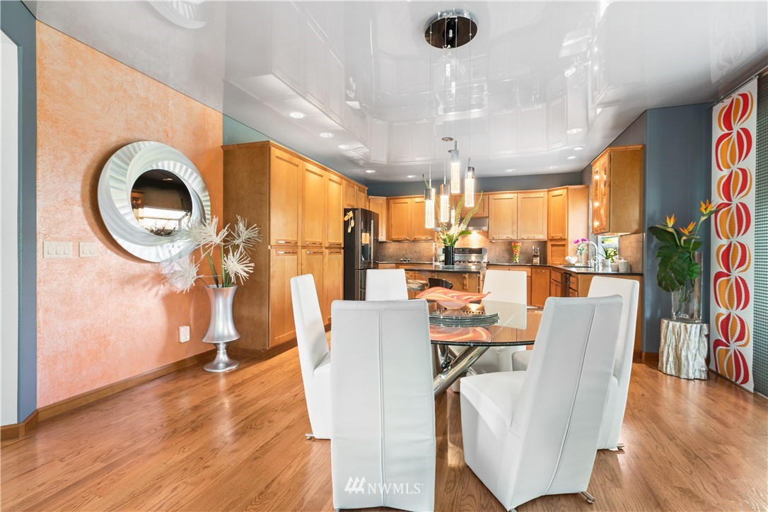 15520 42nd Drive Southeast Bothell, WA 98012 - Photo 11 of 40 Gallery Image 11