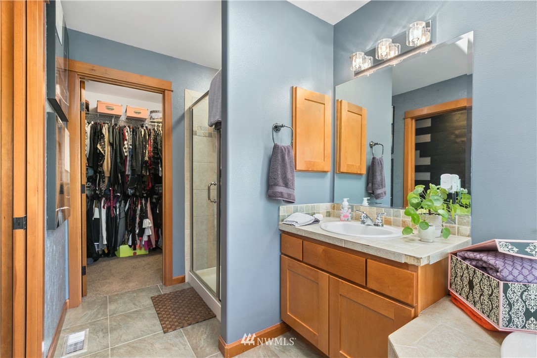 15520 42nd Drive Southeast Bothell, WA 98012 - Photo 24 of 40 Gallery Image 24