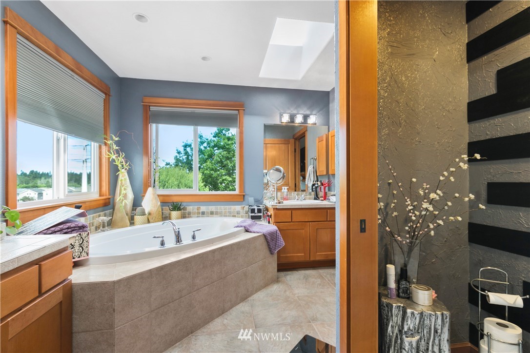 15520 42nd Drive Southeast Bothell, WA 98012 - Photo 25 of 40 Gallery Image 25