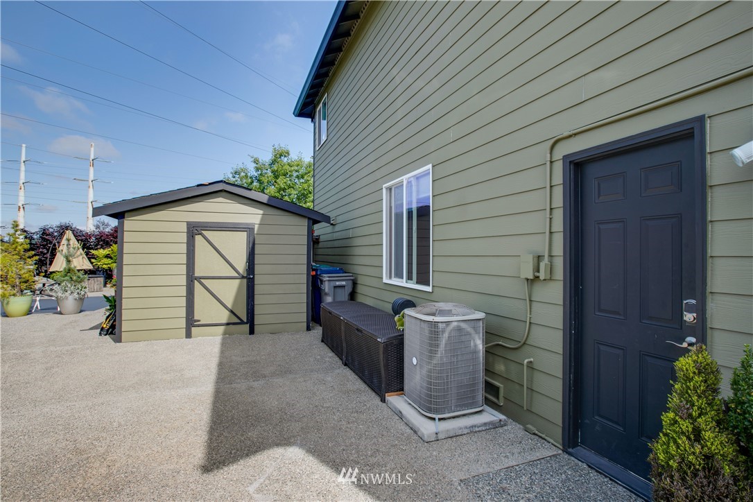 15520 42nd Drive Southeast Bothell, WA 98012 - Photo 34 of 40 Gallery Image 34