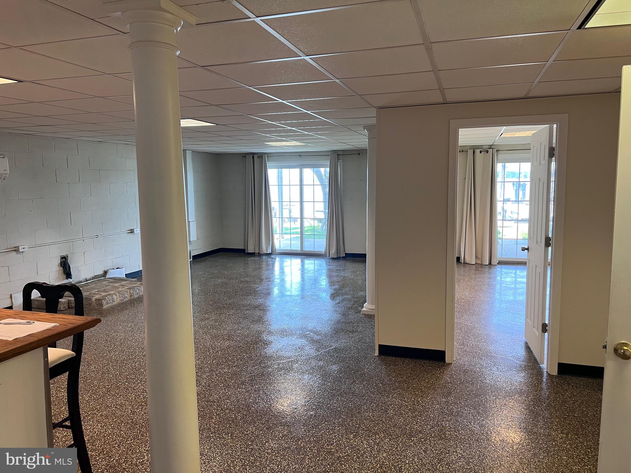 2822 Bay Sparrows Point Sparrows Point, MD 21219 - Photo 22 of 73 View of Family Room and 3rd Bedroom
