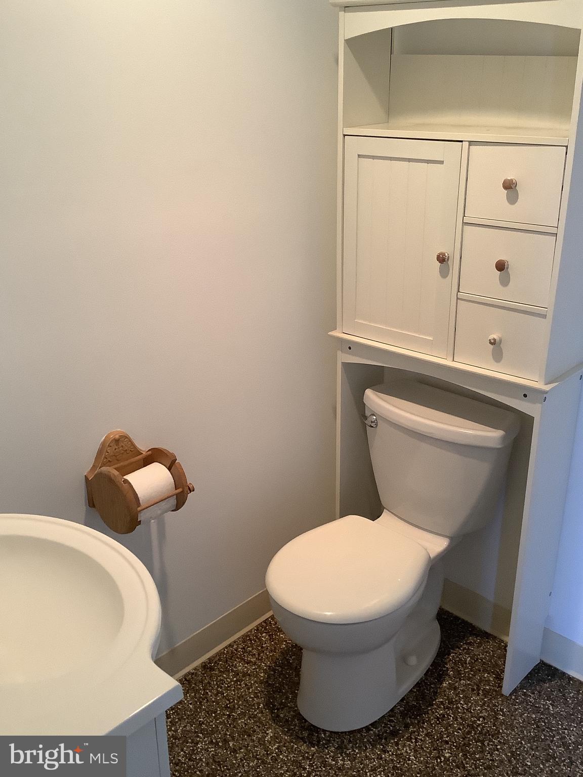 2822 Bay Sparrows Point Sparrows Point, MD 21219 - Photo 26 of 73 First Floor Full Bathroom