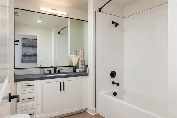 $1,988,000 | 414 Main Street, Unit 420, Huntington Beach, CA 92648