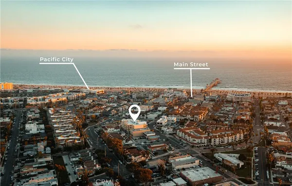$1,988,000 | 414 Main Street, Unit 420, Huntington Beach, CA 92648