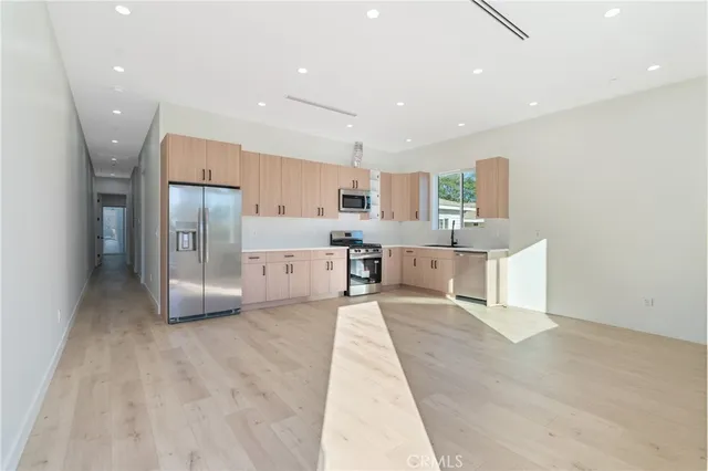 $3,350 | 17311 Los Alimos Street, Granada Hills, CA 91344