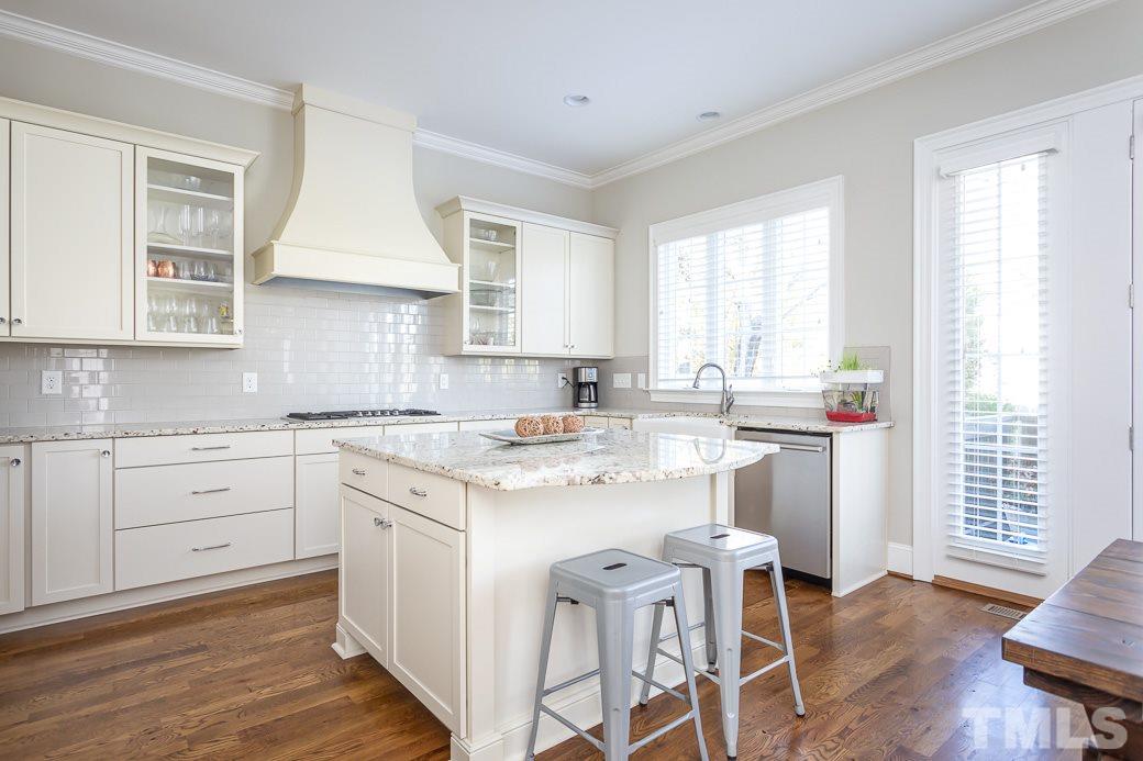 4604 Pleasant Pointe Way Raleigh, NC 27613 - Photo 11 of 30 Farm sink and granite countertops