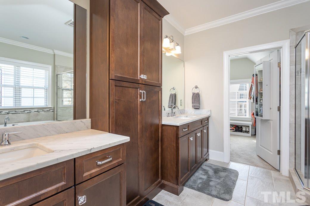 4604 Pleasant Pointe Way Raleigh, NC 27613 - Photo 17 of 30 Dual sinks, Quartz countertops and water closet
