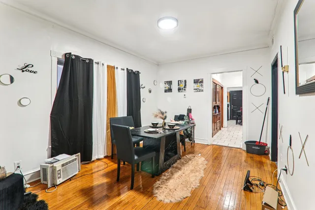 $399,900 | 412 North Pine Avenue, Chicago, IL 60644