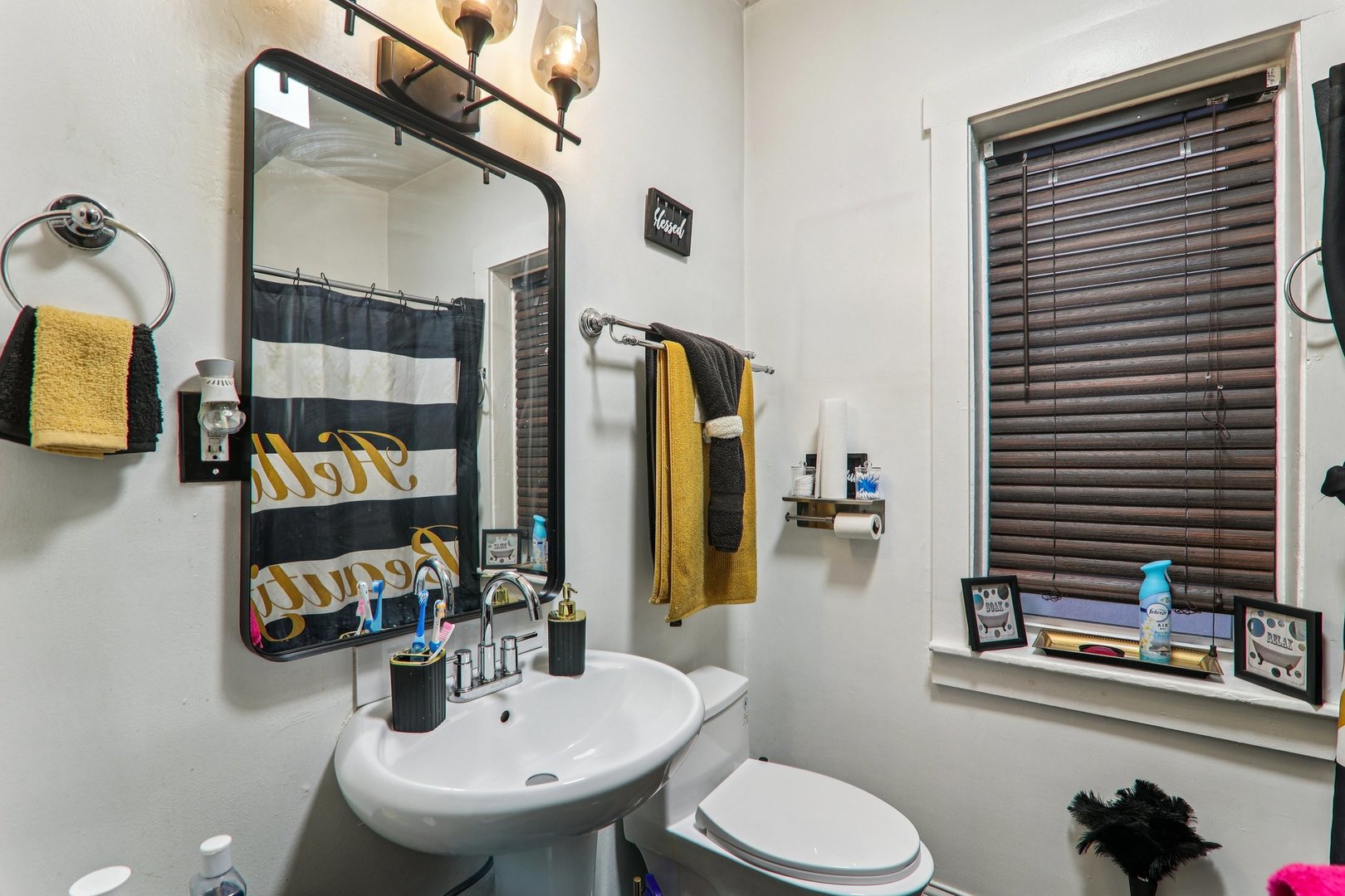 412 North Pine Avenue Chicago, IL 60644 - Photo 19 of 25