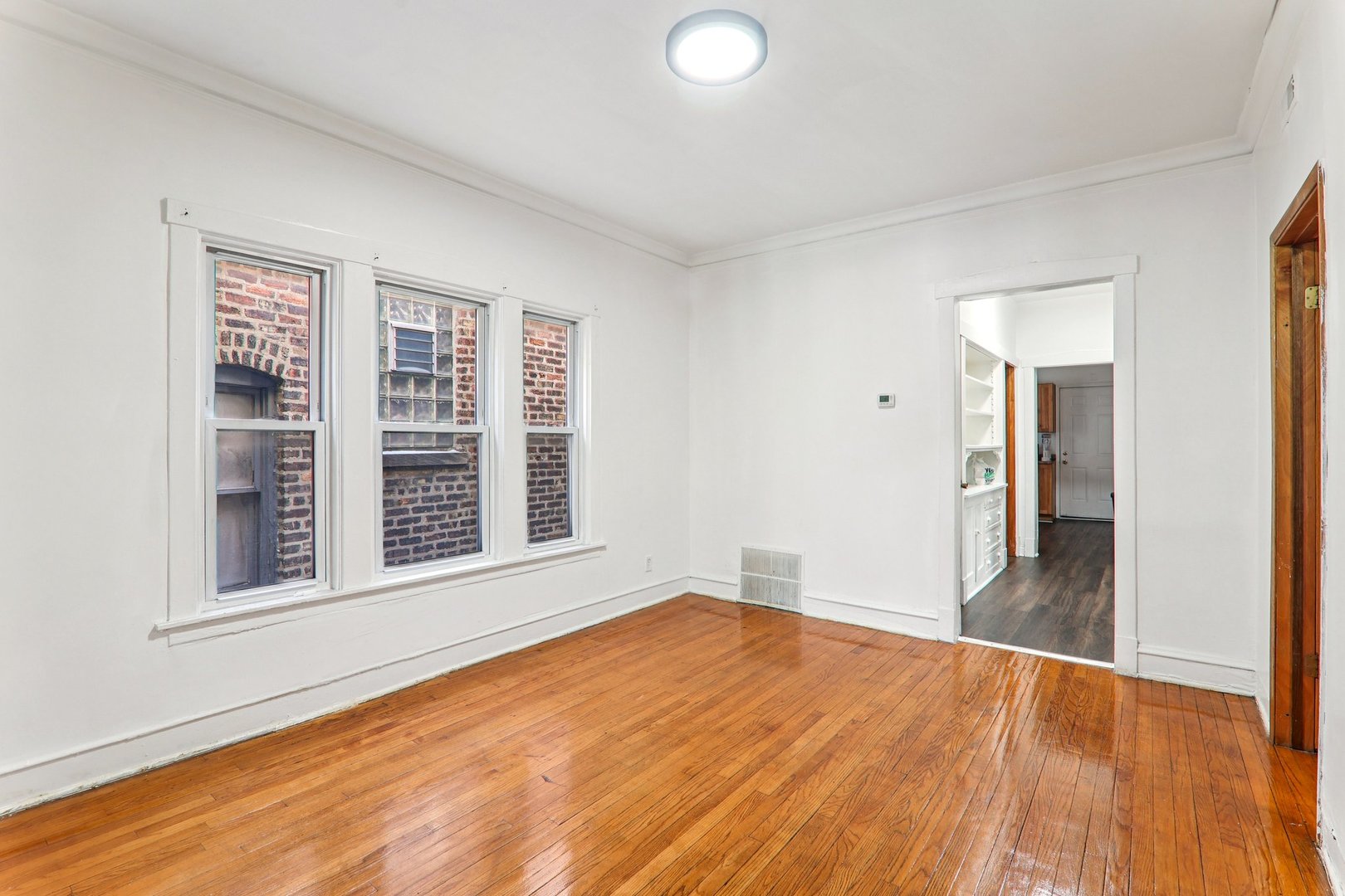 412 North Pine Avenue Chicago, IL 60644 - Photo 4 of 25