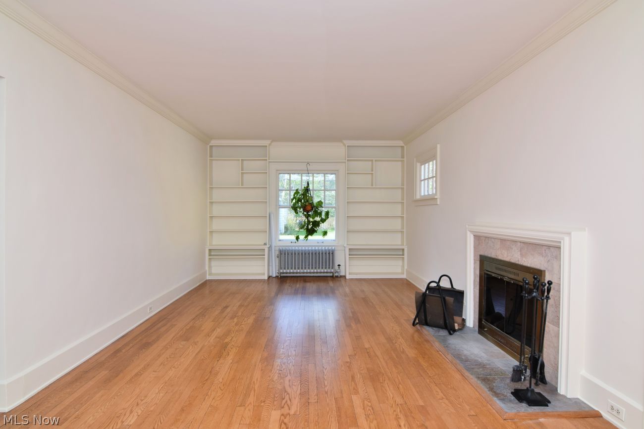 2970 Coleridge Road Cleveland Heights, OH 44118 - Photo 5 of 43 Living Room