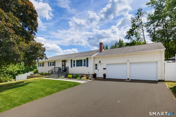 $445,000 | 9 Gray Road, South Windsor, CT 06074
