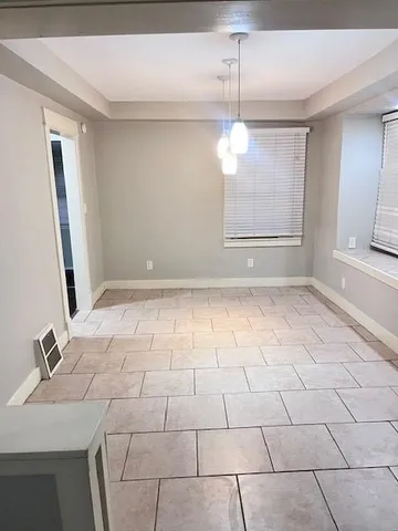 $119,900 | 300 Bellaire Avenue, Kansas City, MO 64123