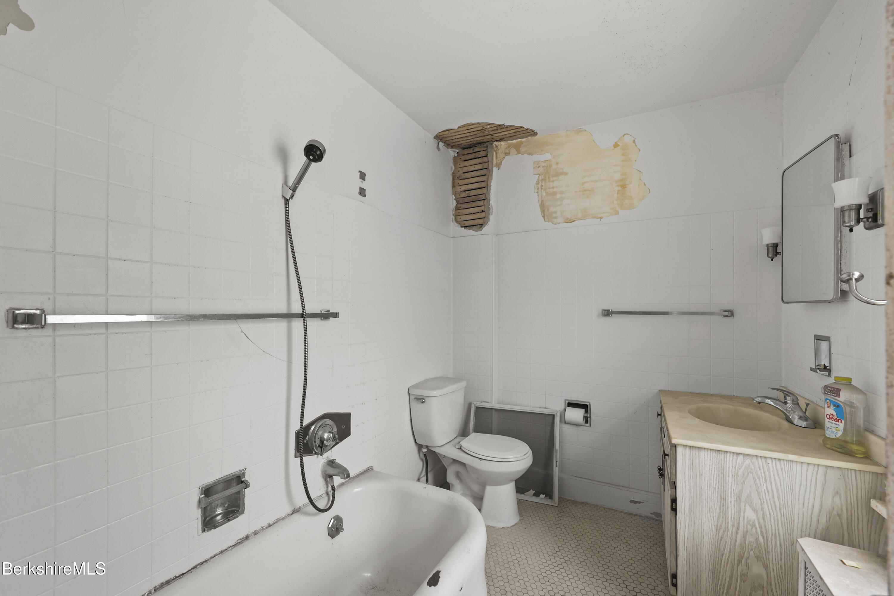 21 Ensign Avenue Pittsfield, MA 01201 - Photo 22 of 33 a bathroom with a sink a toilet and shower