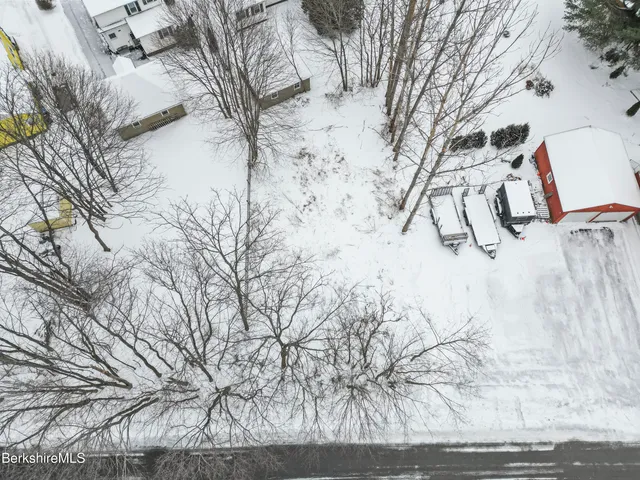 $199,900 | 21 Ensign Avenue, Pittsfield, MA 01201