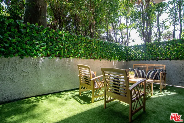 $1,199,000 | 1937 South Beverly Glen Boulevard, Unit 47, Los Angeles, CA 90025