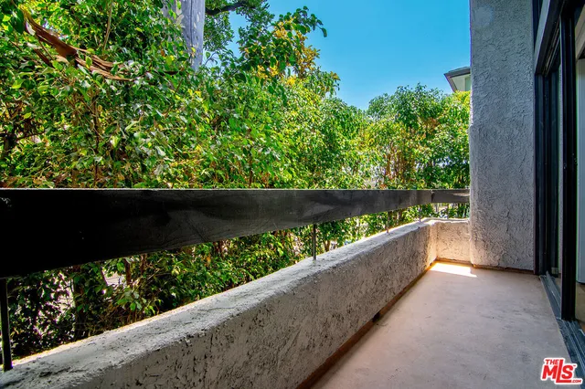 $1,199,000 | 1937 South Beverly Glen Boulevard, Unit 47, Los Angeles, CA 90025