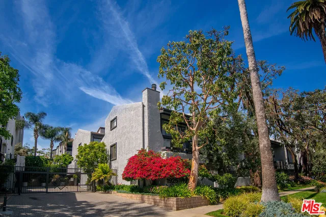$1,199,000 | 1937 South Beverly Glen Boulevard, Unit 47, Los Angeles, CA 90025