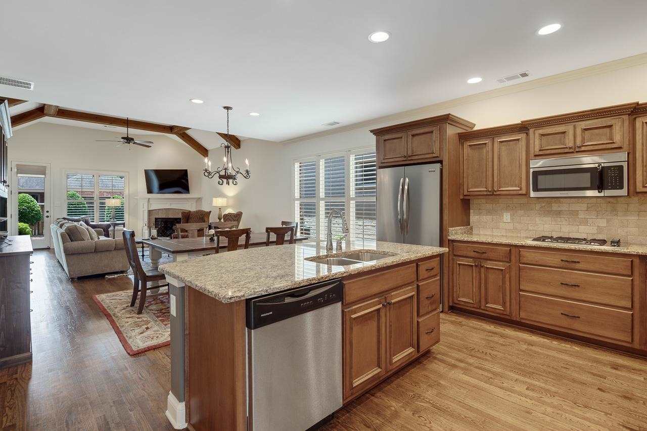 1015 Russell Farms Road Collierville, TN 38017 - Photo 7 of 25 Gallery Image 7