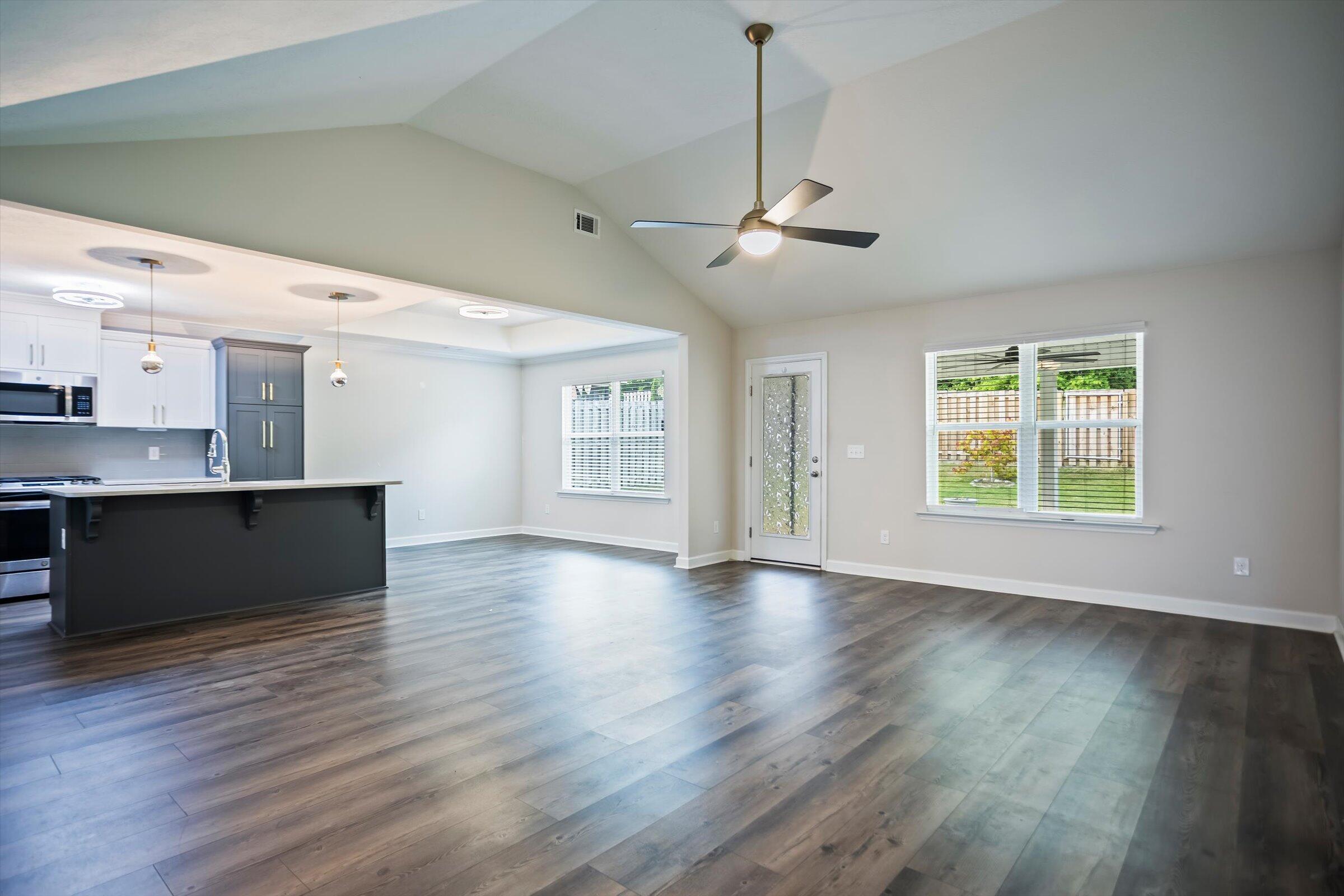 560 Schaver Loop Aiken, SC 29803 - Photo 8 of 36