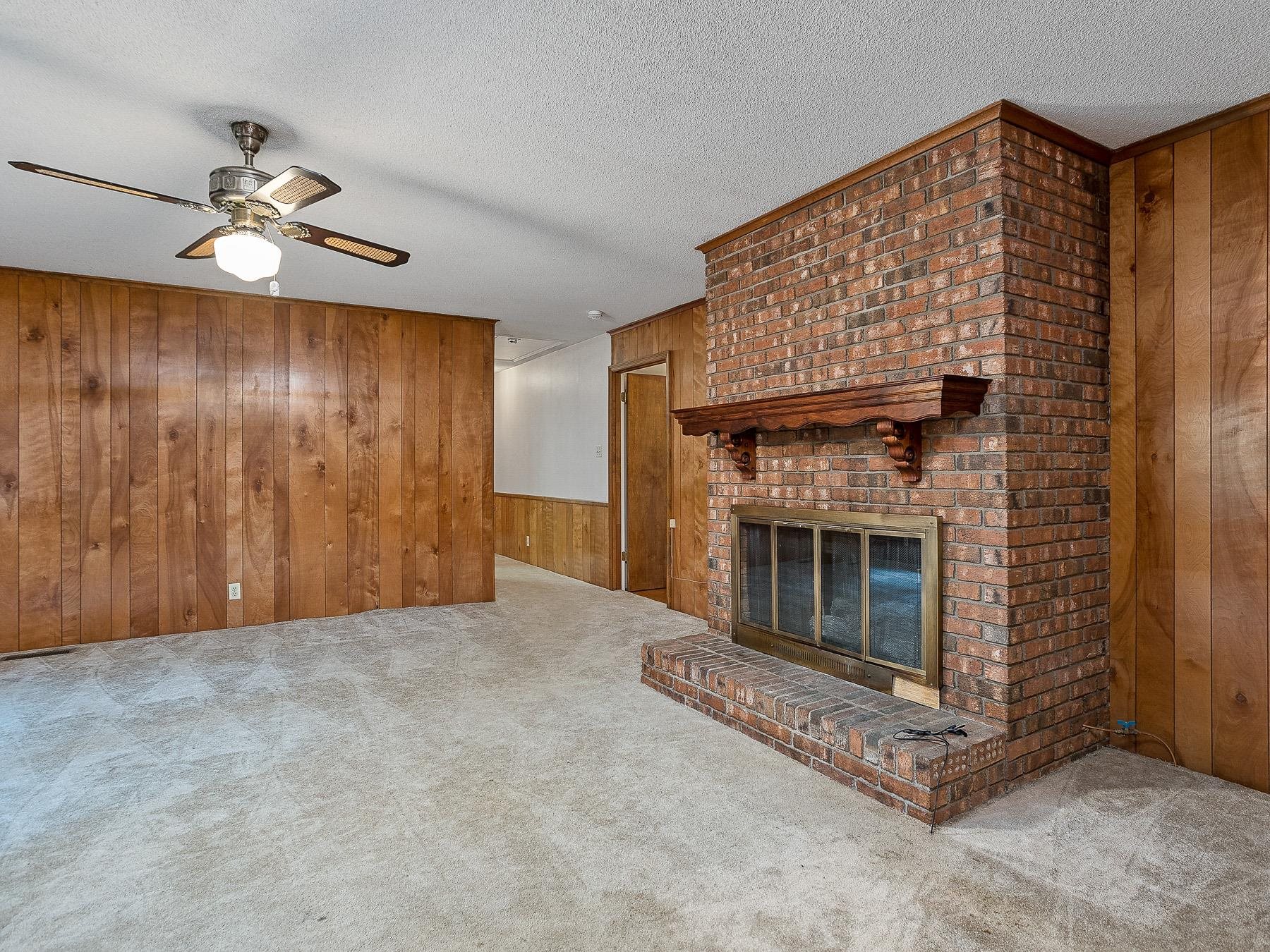 131 Lynn Road Spartanburg, SC 29306 - Photo 8 of 36 Gallery Image 8