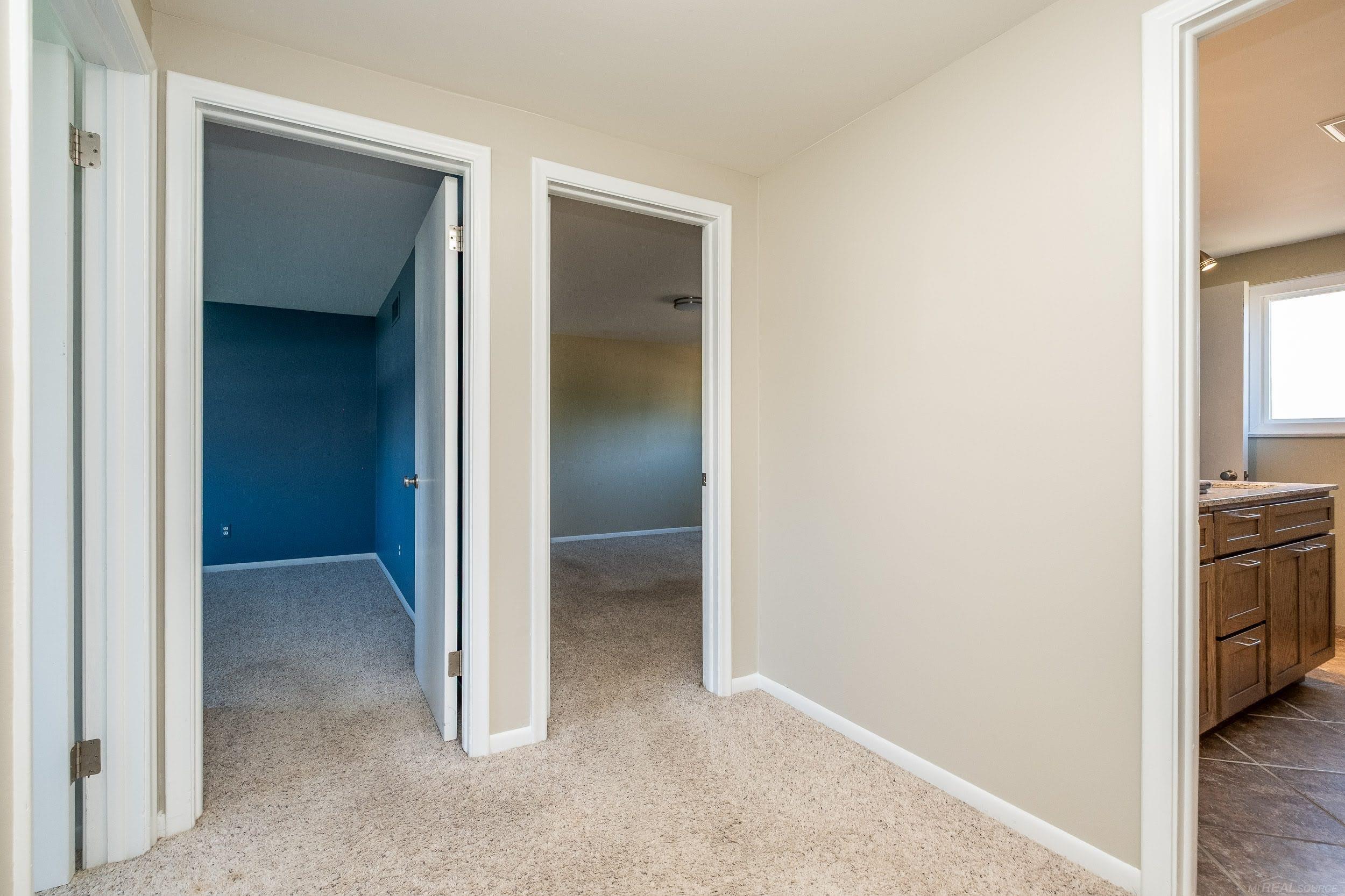 49225 Romeo Plank Road Macomb, MI 48044 - Photo 17 of 32 50171231-948684fa-c40a-42b5-98db-2e0321963355.JPG