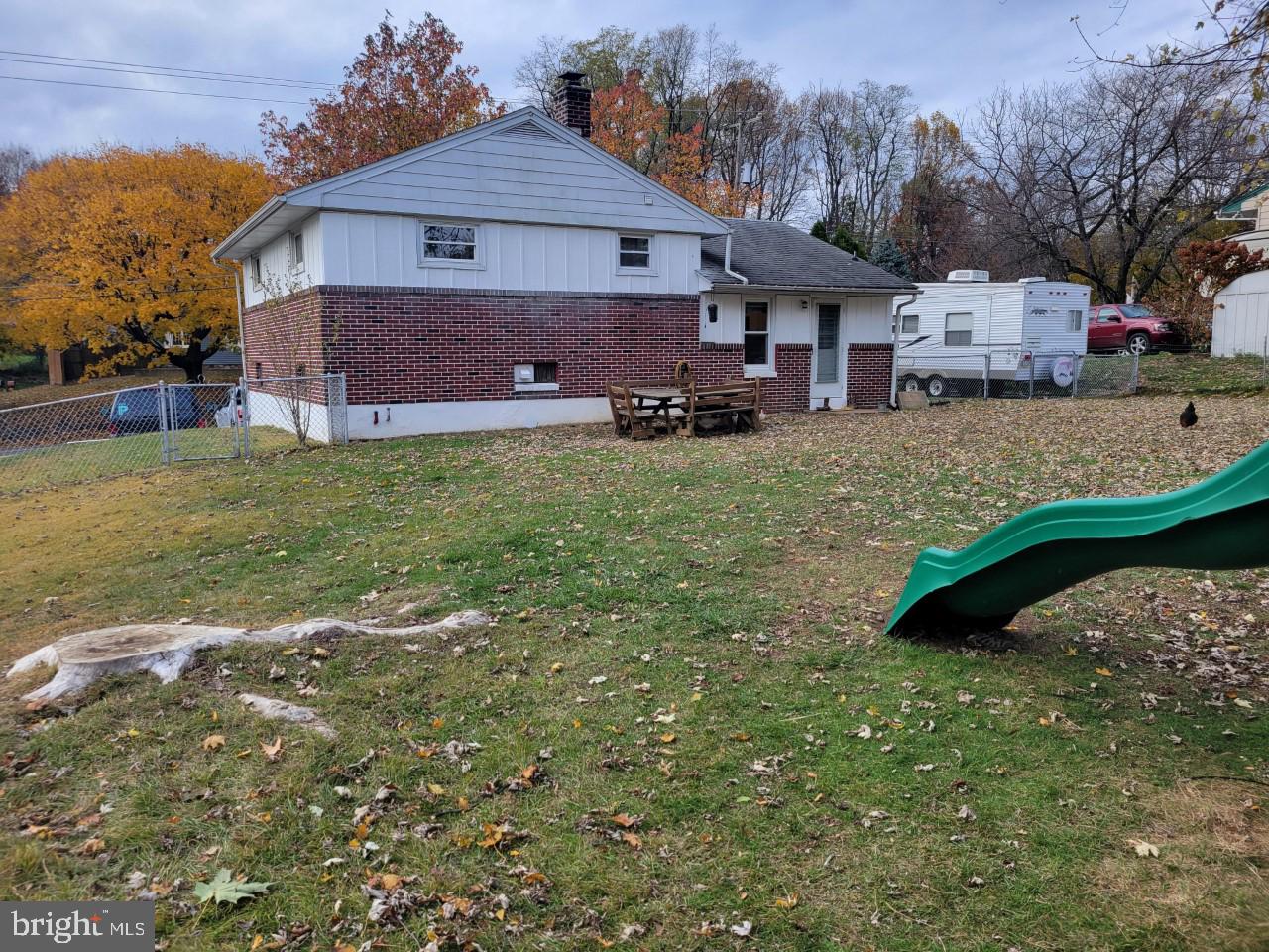 1702 Quarry Road Lebanon, PA 17046 - Photo 4 of 16 Gallery Image 4
