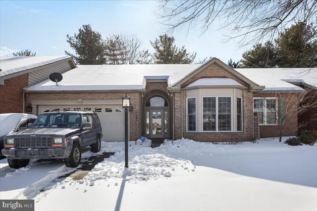 $324,900 | 14 Ambler Lane, Falling Waters, WV 25419