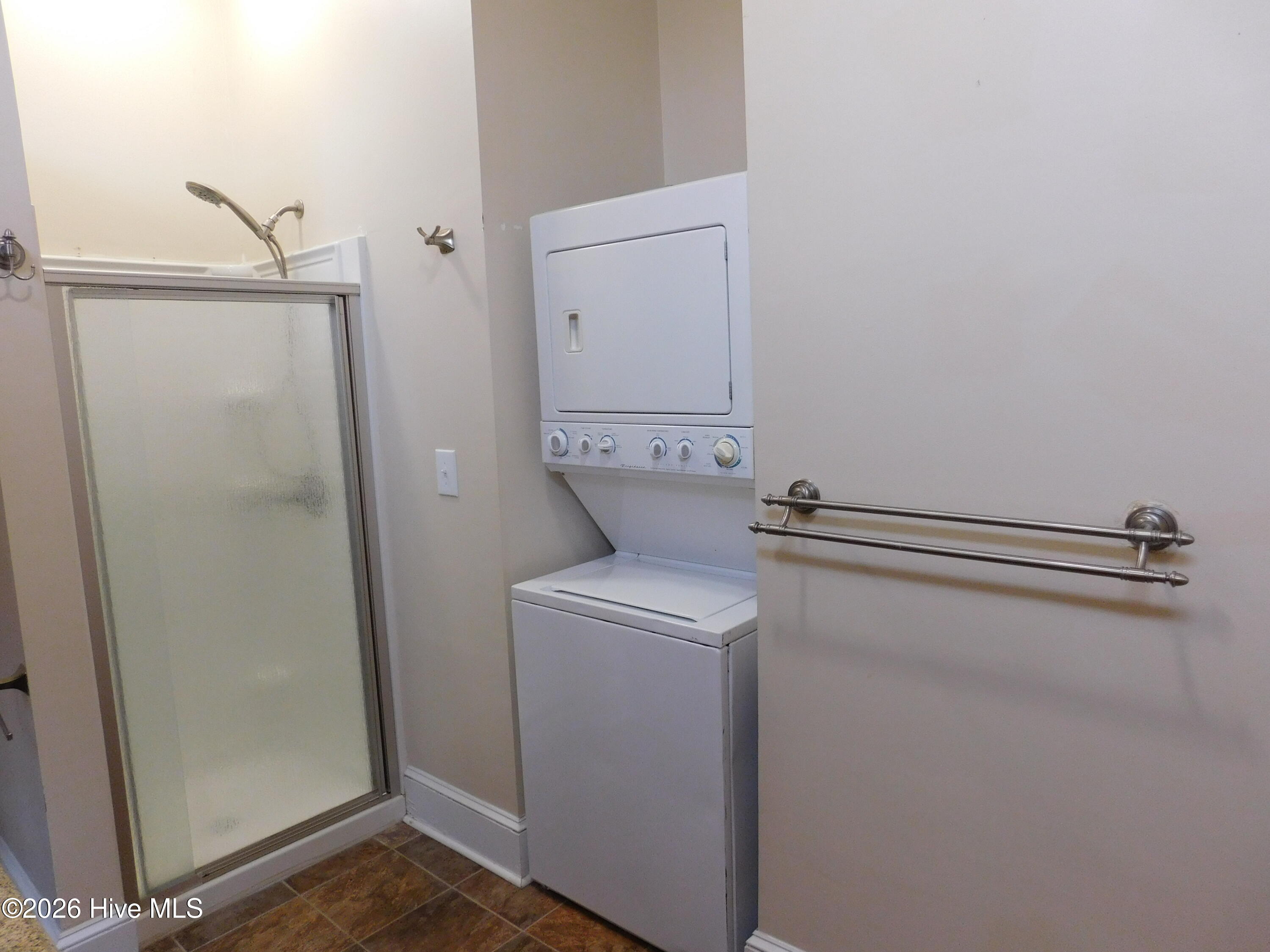 216 Middle Street, Unit B New Bern, NC 28560 - Photo 18 of 48 DSCN7846