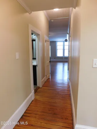 $2,195 | 216 Middle Street, Unit B, New Bern, NC 28560