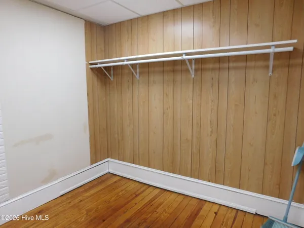 $2,195 | 216 Middle Street, Unit B, New Bern, NC 28560