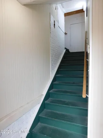 $2,195 | 216 Middle Street, Unit B, New Bern, NC 28560