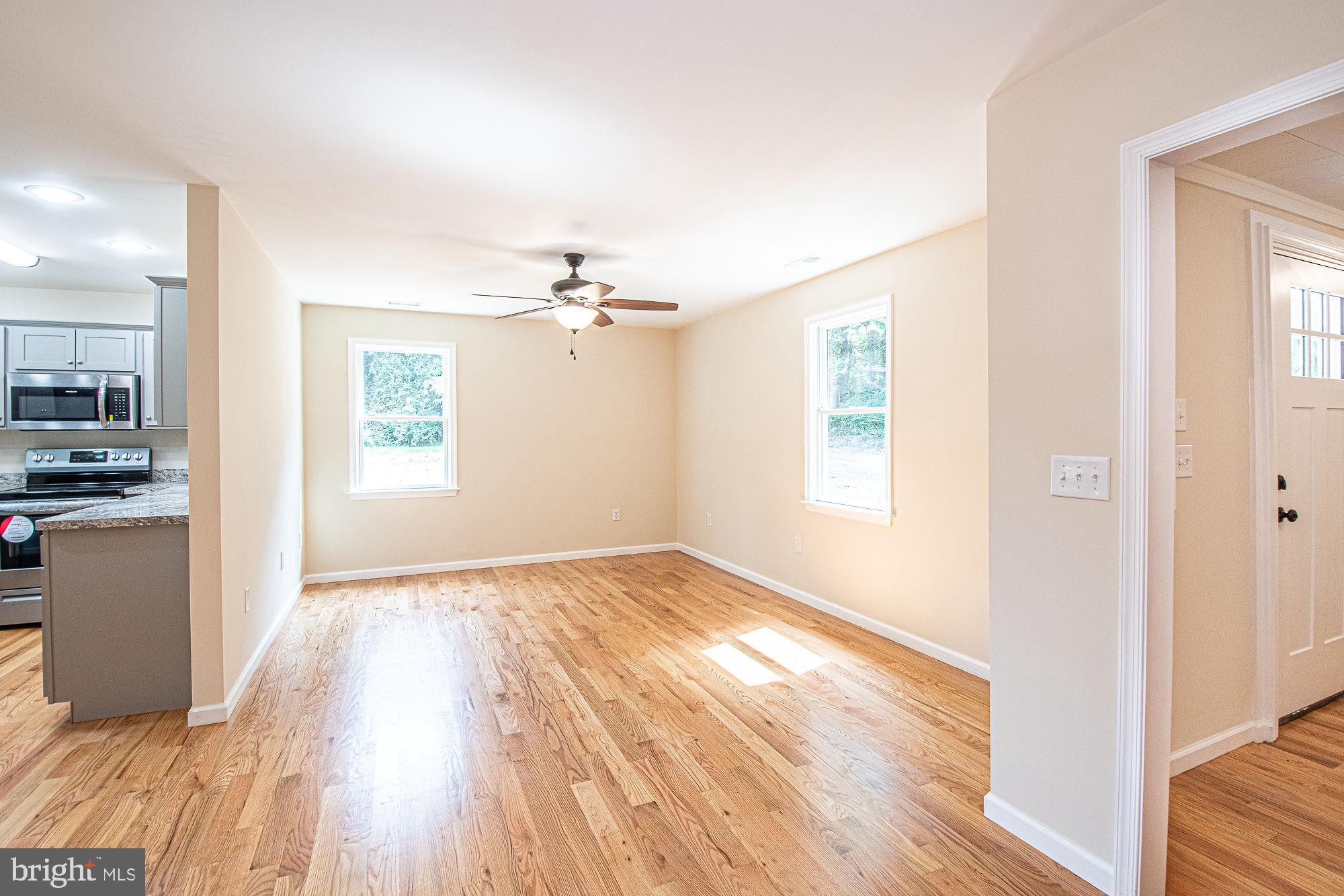 145 Cedar Grove Road Winchester, VA 22603 - Photo 17 of 41 Dining room