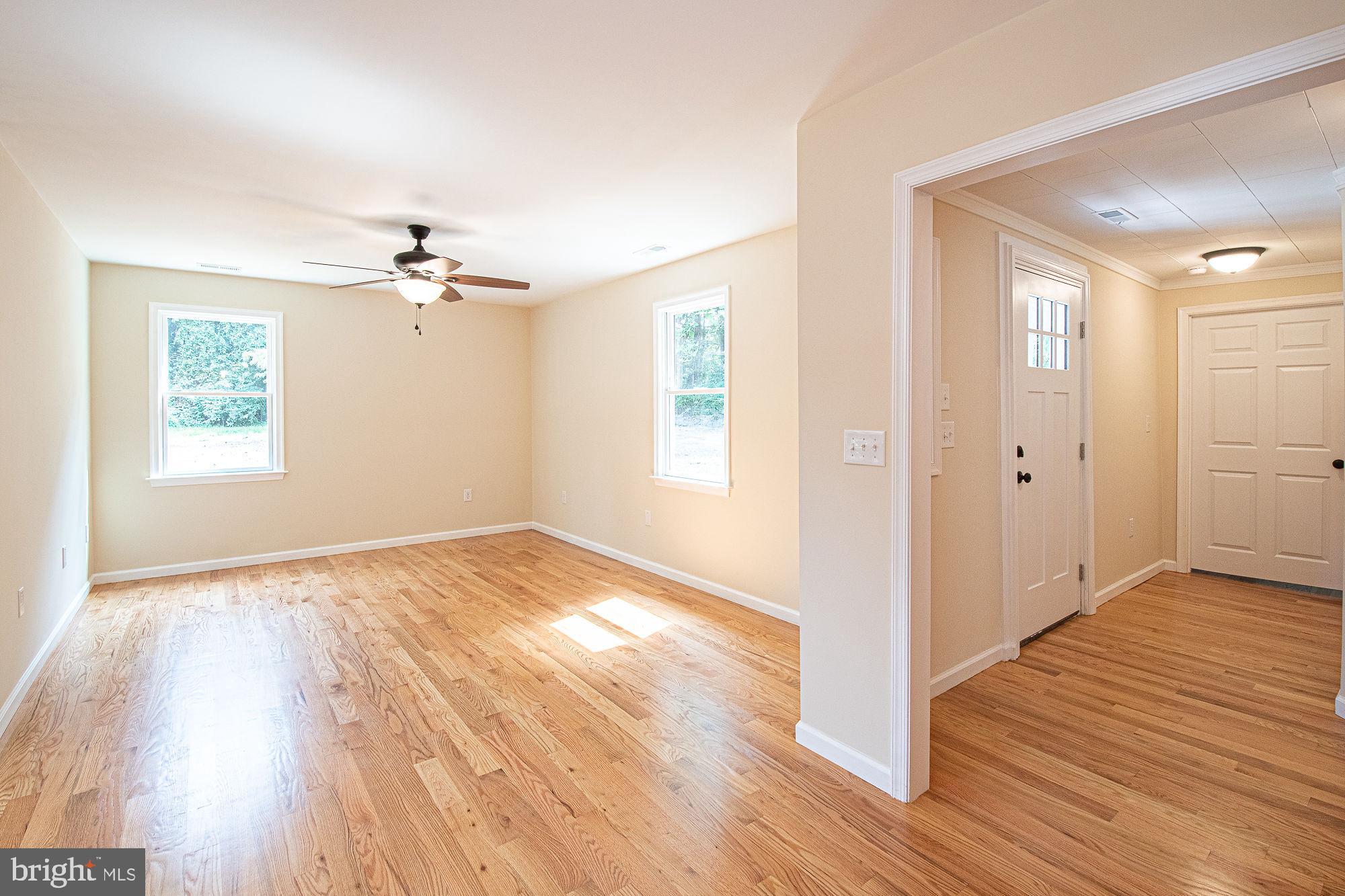 145 Cedar Grove Road Winchester, VA 22603 - Photo 20 of 41 Dining room and front hallway