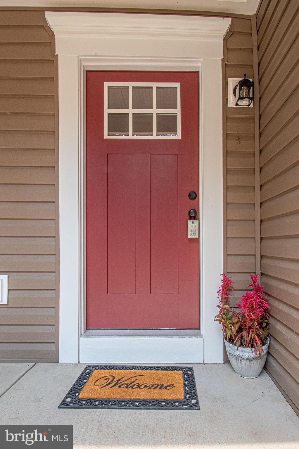 145 Cedar Grove Road Winchester, VA 22603 - Photo 6 of 41 Welcome home!