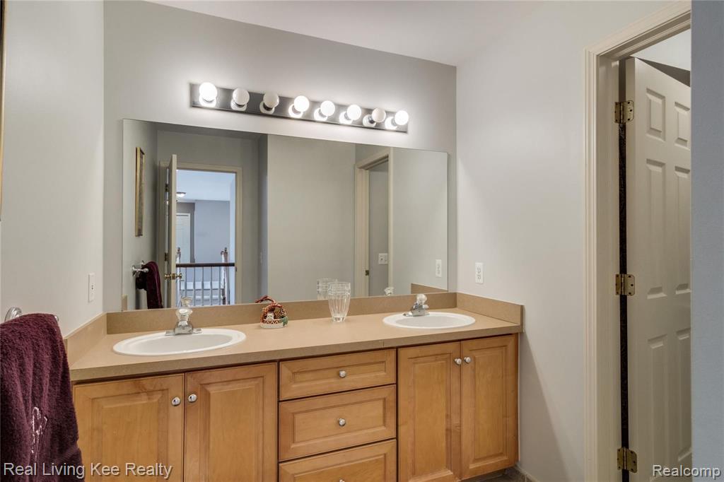 6519 Chatham Circle Rochester Hills, MI 48306 - Photo 45 of 50