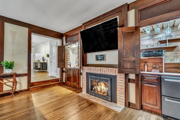 $814,900 | 1428 Carrington Street, Janesville, WI 53545