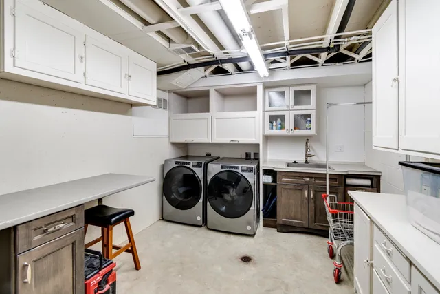 $825,000 | 1428 Carrington Street, Janesville, WI 53545